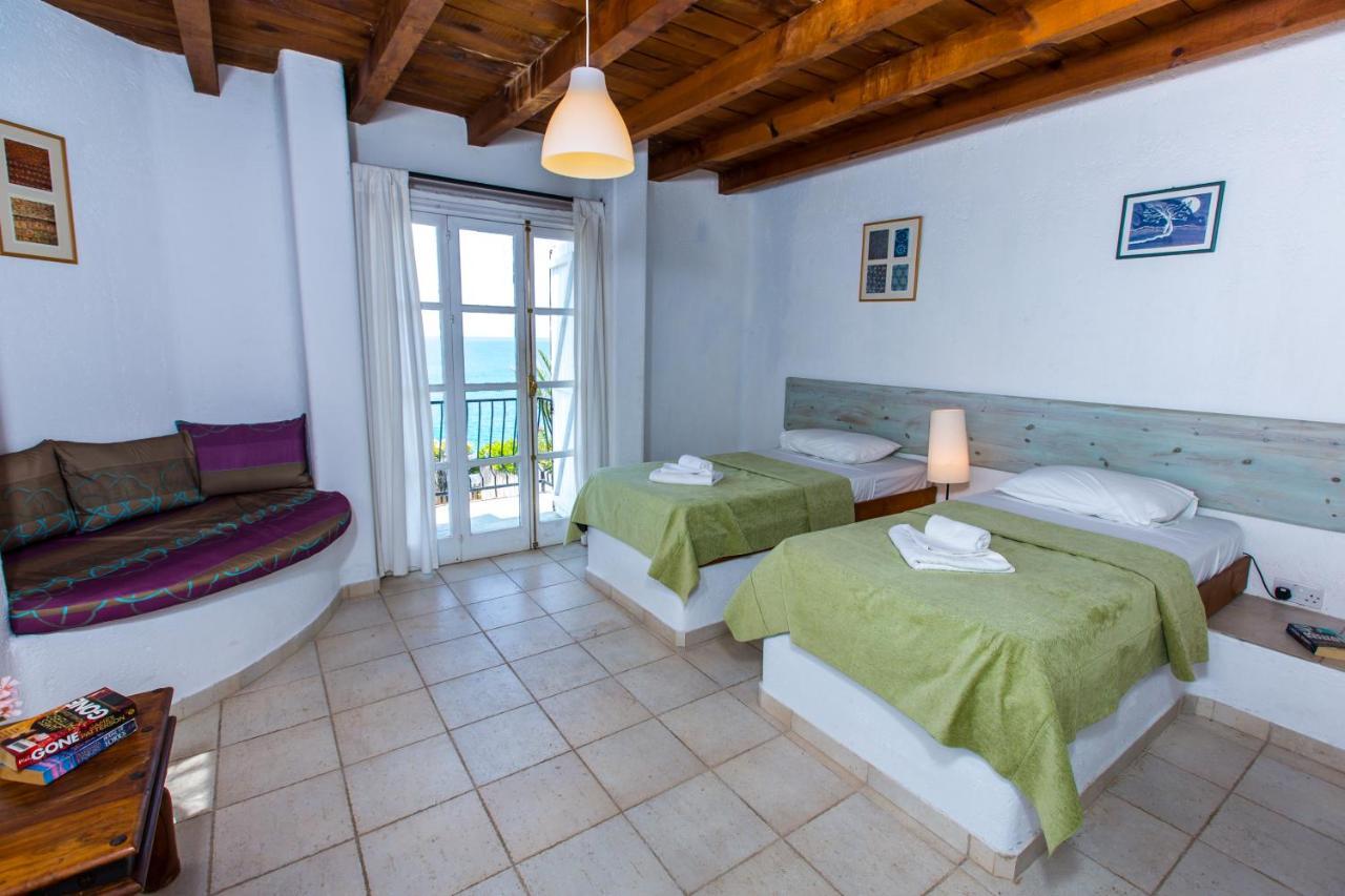 Villa Clarissa & Carmel View Paphos Luaran gambar